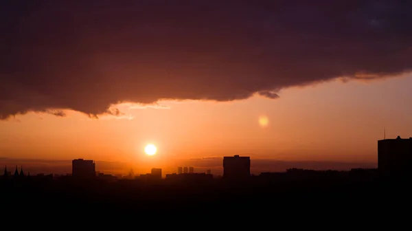 太阳在莫斯科市落山 — 图库照片