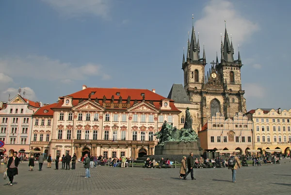 PRAGUE, CZECH REPUBLIC - APRIL 16, 2010: Church of Our Lady before Tyn on the Old Town Square, Prague, Czech Republic — Stock Photo, Image