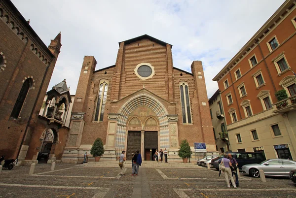 Verona, Olaszország-szeptember 03, 2012: Santa Anastasia templom Veronában — Stock Fotó