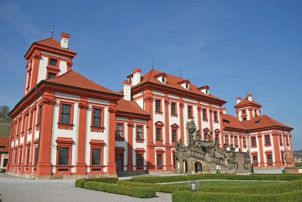 Prag, Tschechische Republik - 24. April 2010: Troja Palast in Prag, Tschechische Republik — Stockfoto