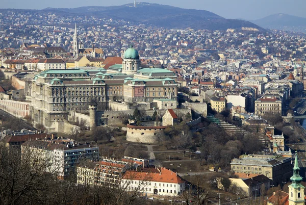 Uitzicht op kasteel Buda, Budapest, Hongarije — Stockfoto