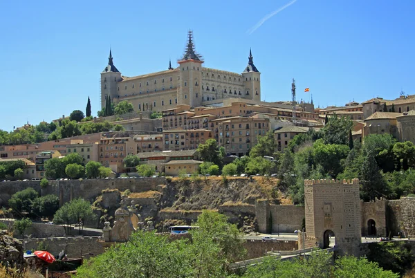 Toledo, Espanha cidade velha no Alcazar . — Fotografia de Stock