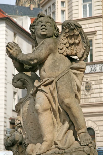 Statua sulla Colonna della Santissima Trinità (Colonna della Peste) nella Piazza della Piccola Città. Praga, Repubblica Ceca — Foto Stock