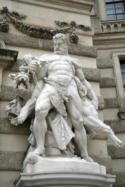 Hercules és Cerberus, Hofburg palota, Bécs, Ausztria — Stock Fotó