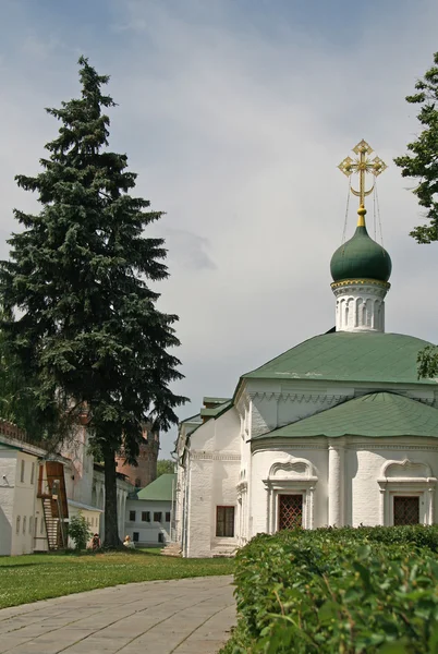 МОСКВА, РОССИЯ - 27 июля 2009 года: Здания Новодевичьего женского монастыря, Москва — стоковое фото