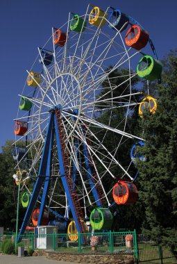 TAGANROG, RUSSIA - AUGUST 27, 2011: Ferris wheel in Gorki park of Taganrog clipart