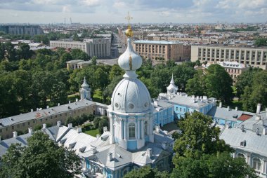 St. Petersburg, Rusya - Temmuz 18, 2009: Görünüm, Saint-Petersburg Smolny katedral çan kulesi