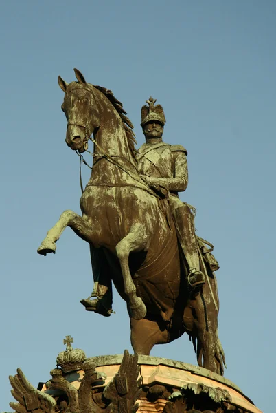 ST. PETERSBURG, RÚSSIA - 18 de julho de 2009: Monumento ao Imperador Nicolau I perto da Catedral de São Isaac, São Petersburgo, Rússia — Fotografia de Stock