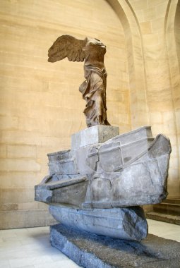 PARIS, FRANCE - NOVEMBER 27, 2009:  The Winged Victory of Samothrace, also called the Nike of Samothrace in the Louvre museum