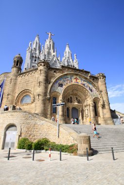 Barcelona, Katalonya, İspanya - 29 Ağustos 2012: Kilise İsa'nın kutsal yürek (tapınak Expiatori del Sagrat kor) Tibidabo Barcelona'da üzerinde