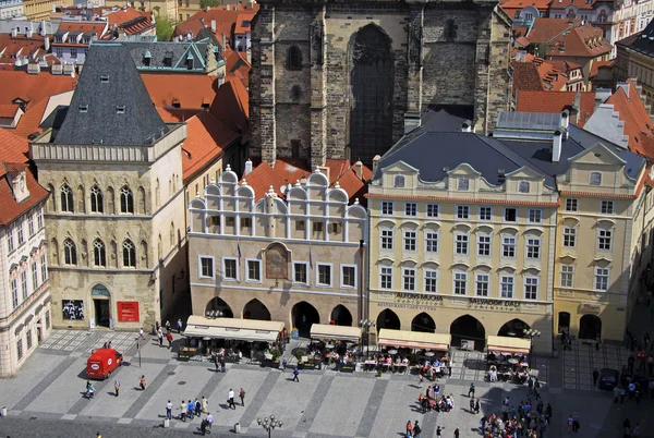 PRAGUE, CZECH REPUBLIC - APRIL 24, 2013: Buildings on Old Town Square, Prague, Czech Republic. View from Old Town Hall Tower — Stock Photo, Image