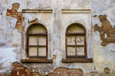 Terk edilmiş bir ortaçağ manor, Windows