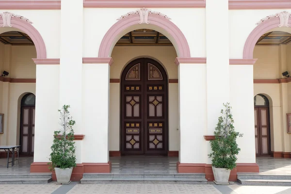 Entrance to the church — Stock Photo, Image