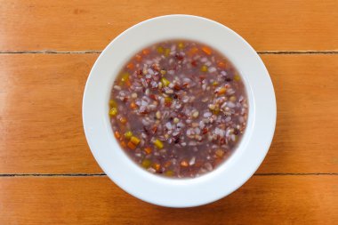 kase haşlanmış kahverengi pirinç