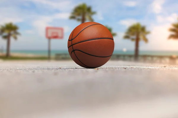 Basketball am Strand - out — Stockfoto