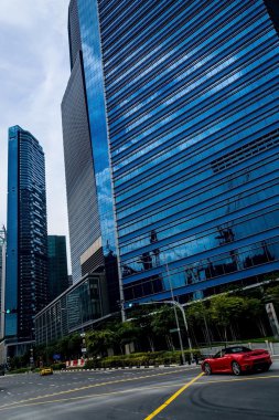 gökdelenler ile sokak