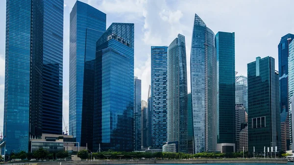 Panoramisch zicht op de binnenstad van Singapore — Stockfoto