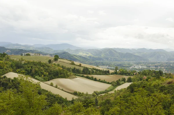 Picturesque Tuscan Осінній Ландшафт Невеликими Горами Горизонті — стокове фото