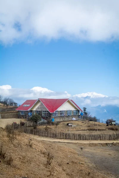 Tonglu Yürüyüşçüleri Kanchenjunga Nın Arka Planında Güzel Bir Kış Sabahı — Stok fotoğraf