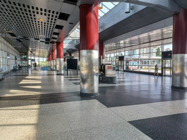 Toronto, ON, Kanada - 1 Ekim 2025: Sheppard - Batı metro istasyonu