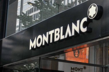 Toronto, ON, Kanada - 25 Temmuz 2025 Montblanc şirketinin logosuna bakın.