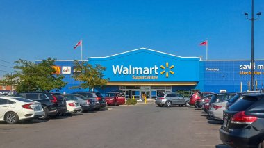 Toronto, ON, Kanada - 30 Ağustos 2025: Amerika 'daki Walmart süpermarketinin logosu.