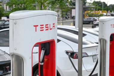 Toronto, ON, Kanada 30 Ağustos 2025: Concord inşaat şirketinin tabelasına bakın..