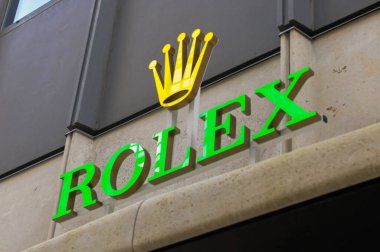 Toronto, ON, Kanada 20 Nisan 2025: Toronto 'daki Rolex mağaza tabelasında..