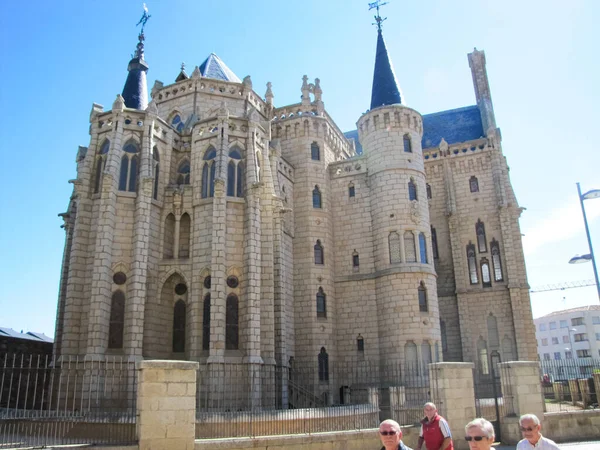 Castilla Leon Spanje Astorga Met Het Bisschoppelijk Paleis Kathedraal Boven — Stockfoto