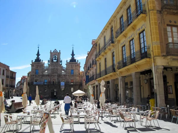 Castilla Leon Spanje Astorga Met Het Bisschoppelijk Paleis Kathedraal Boven — Stockfoto