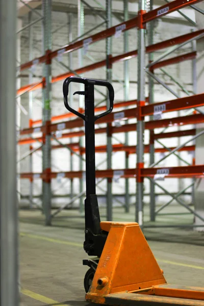 Orange Hand hydraulic lift — Stock Photo, Image
