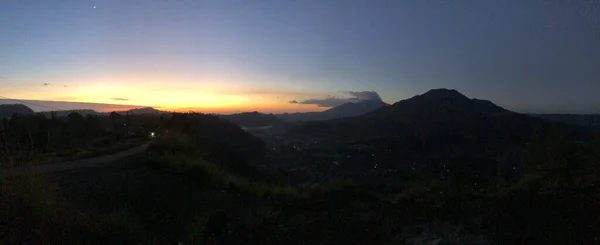 Amanhecer Visto Uma Encosta — Fotografia de Stock