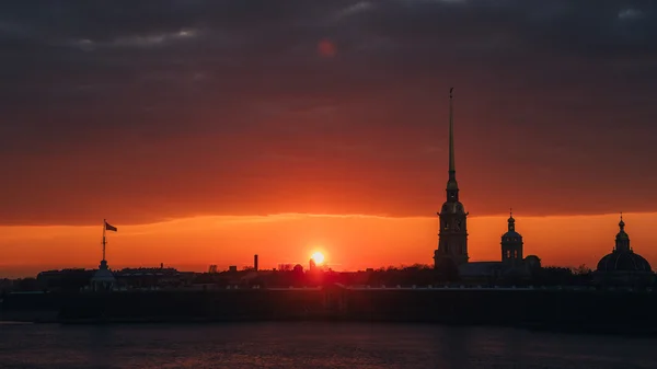 Sunset in St. Petersburg — Stock Photo, Image