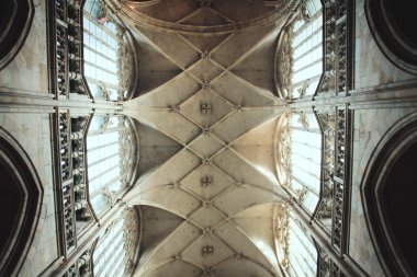 St. Vitus Katedrali Prag iç