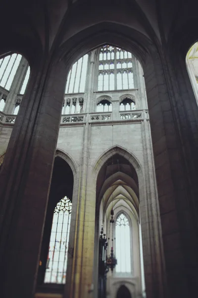 Gotische Kathedrale in Prag — Stockfoto