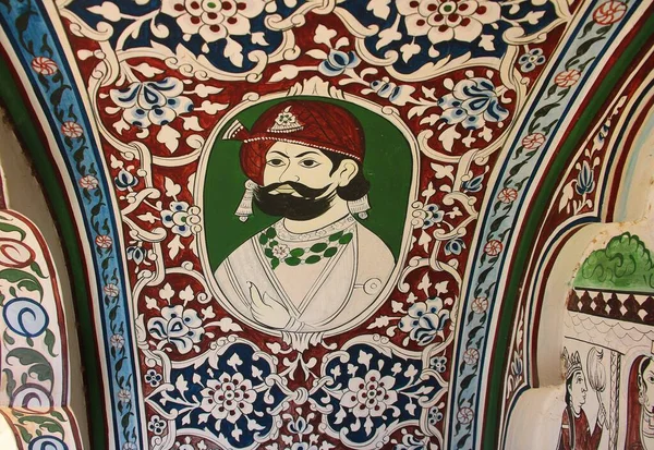 Fatehpur haveli Fatehpur shekhawati, sitar, Rajasthan, Hindistan 'da yer almaktadır. 