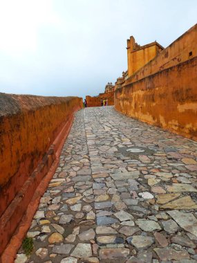 Amer Kalesi Jaipur, Rajasthan, Hindistan 'da yer almaktadır.