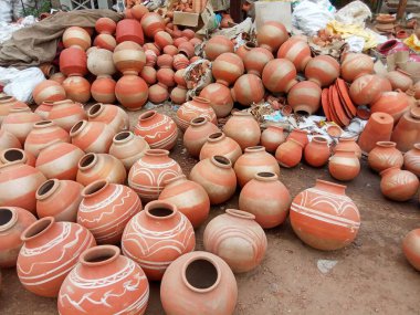 Çamur çömlek, ghada, matka, sürahi, esrar, jaipur, rajasthan, Hindistan 