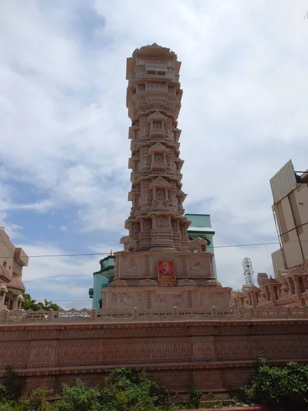 Shree Digambar Jainaacharya Vidhyasagar Dikshasthali Kirti Stambh — Fotografia de Stock