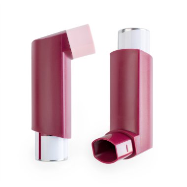 Astım inhaler: kapalı ve kullanıma hazır.