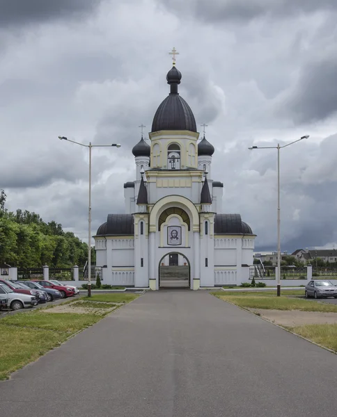 Bělorusko, Baranoviči: belltower ortodoxní katedrála svatého Alexandra Něvského. — Stock fotografie