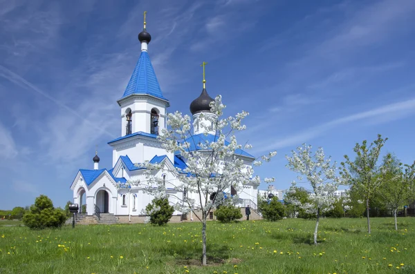 Belarús, Minsk: Iglesia ortodoxa de San Nicolás . — Foto de Stock
