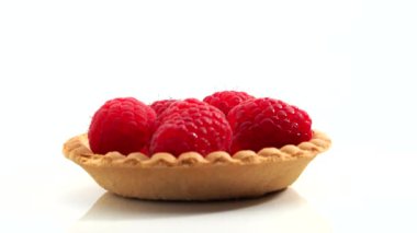 sepetteki ahududulu turta.