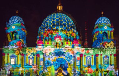 2021 Işık Festivali sırasında Berlinli Dom