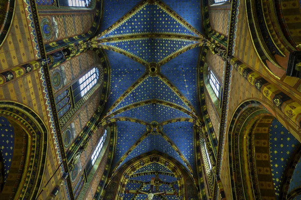 Basílica Santa Maria Cracóvia Interior Basílica Santa Maria Mostra Uma — Fotografia de Stock