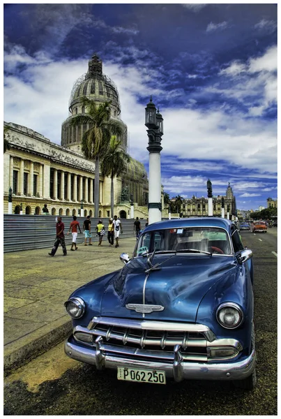 Carros Antigos Cuba Fazem Parte Vida Diária Com Maioria Dos — Fotografia de Stock