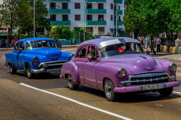 Вінтажні Автомобілі Кубі Частиною Повсякденного Життя Більшість Класичних Автомобілів Використовуються — стокове фото