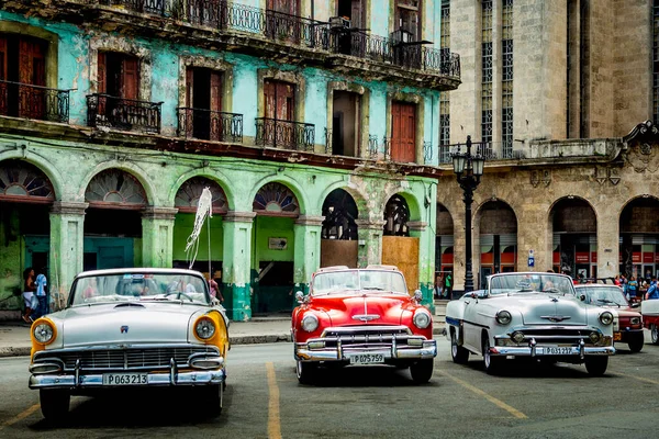 Carros Antigos Cuba Fazem Parte Vida Diária Com Maioria Dos — Fotografia de Stock