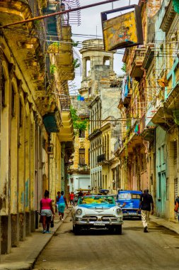 Havana, Küba - 18 Nisan 2014: Havana, Küba 'da yerel halk ikamet etmektedir