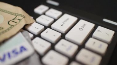e-ticaret makro Dolly - kredi kartları ve nakit klavye